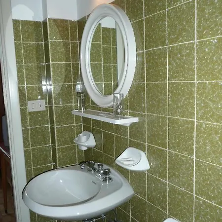 Hotel Belsoggiorno *